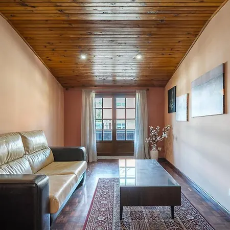 別荘 Charming And Calm House - 5 Minutes From The By Car ヴィラ・ノヴァ・デ・ガイア