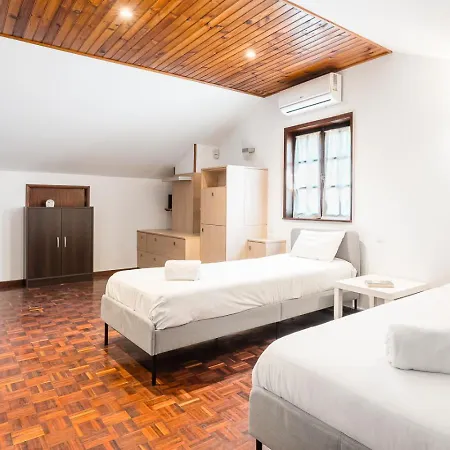 Charming And Calm House - 5 Minutes From The By Car *