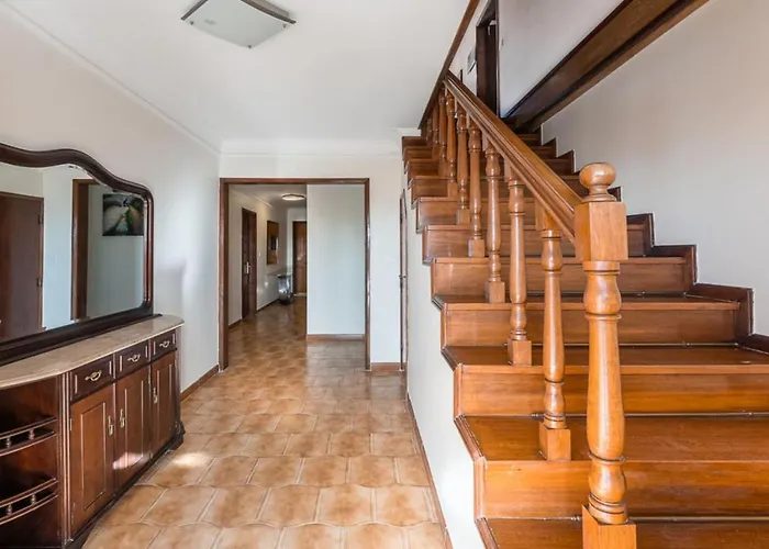 Charming And Calm House - 5 Minutes From The By Car Feriehus Vila Nova de Gaia